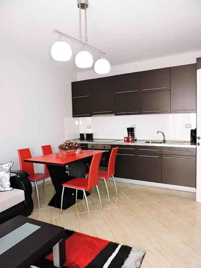 Flowers Apartments 골렘 외부 사진