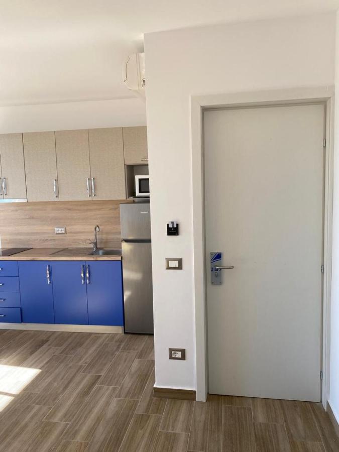 Flowers Apartments 골렘 외부 사진